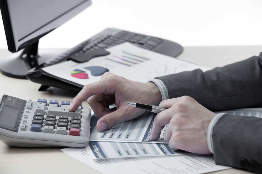 ما هي عناصر النظام المحاسبي